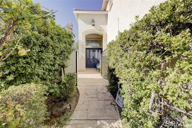 Building Photo - 27943 Brookdale Ct