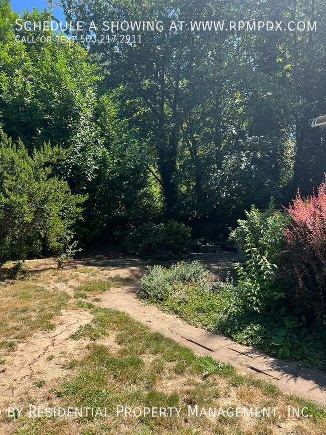 Building Photo - 4512 SW Fairvale Ct