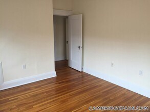 Building Photo - 18 Chauncy St