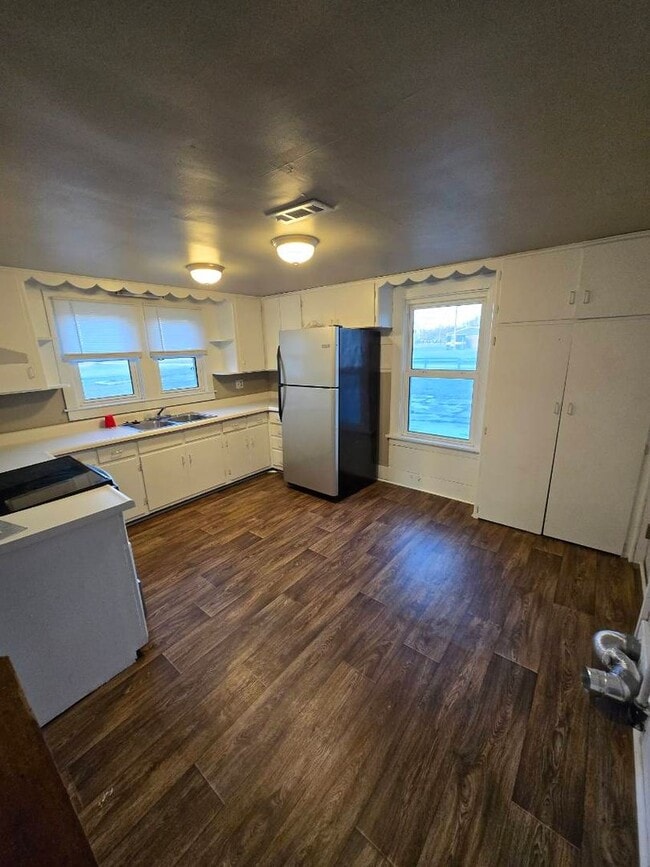 Building Photo - 2 Bedroom 2 Bathroom House For Rent in Farber, MO