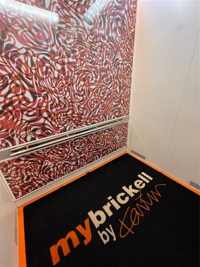 Building Photo - 31 SE 6th St