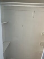 Building Photo - 5551 NW 32nd Ave