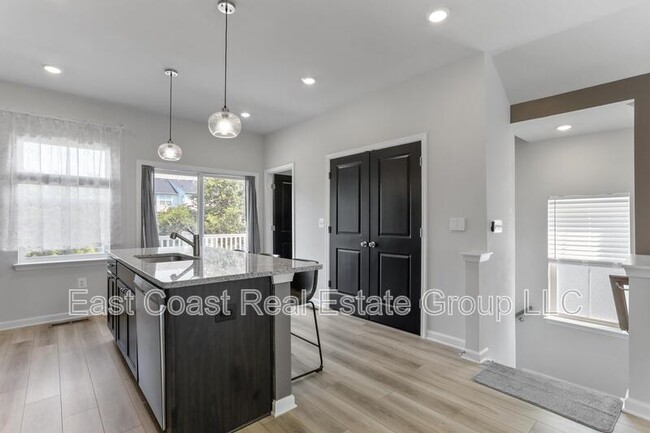 Building Photo - 163 Cooperage Rd