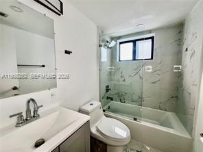 Building Photo - 3522 SW 25th St