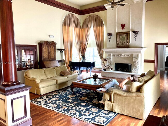 Building Photo - 3985 W McNab Rd