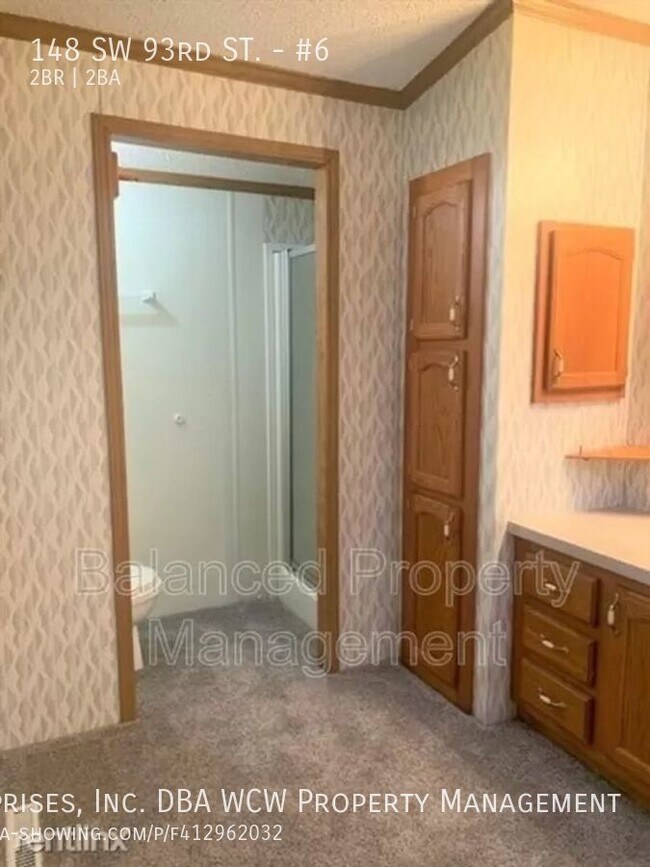 Building Photo - 148 SW 93rd St