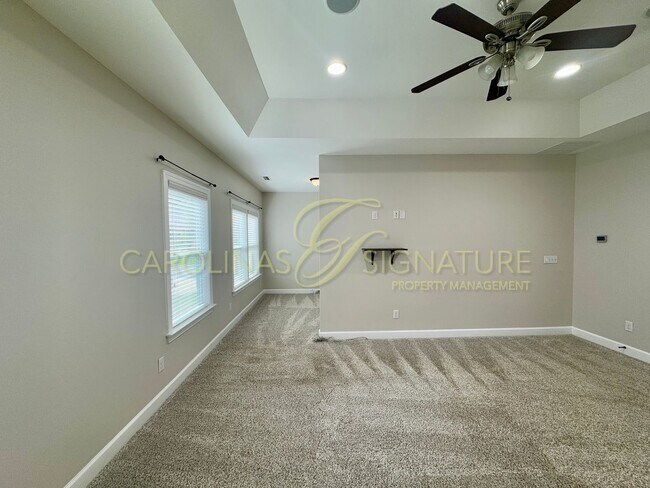 Building Photo - Spacious 5BR/5BA Home in Indian Lands Wake...