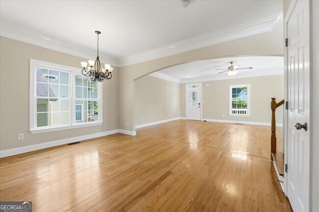Building Photo - 728 Markhams Dr