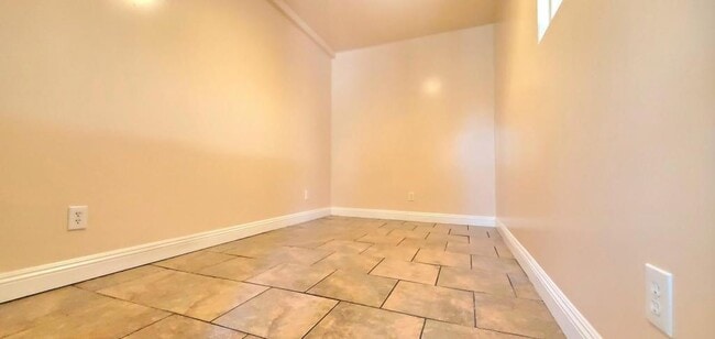 Building Photo - 2125 Sastre Ave