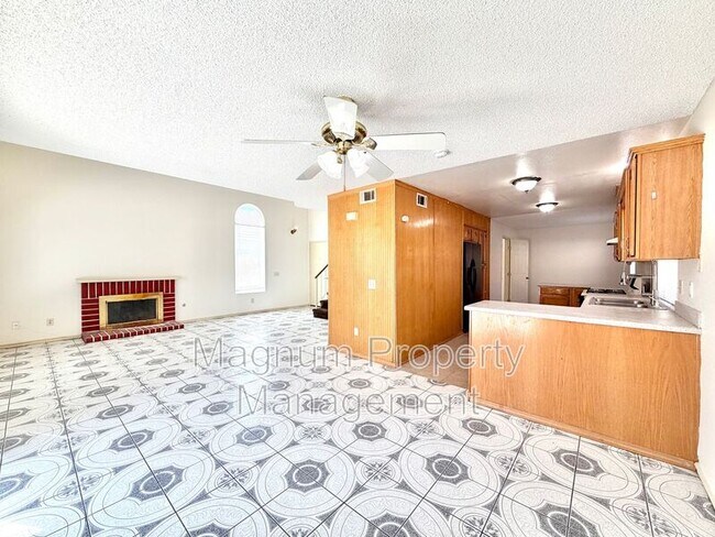 Building Photo - 1523 Apple Creek Dr