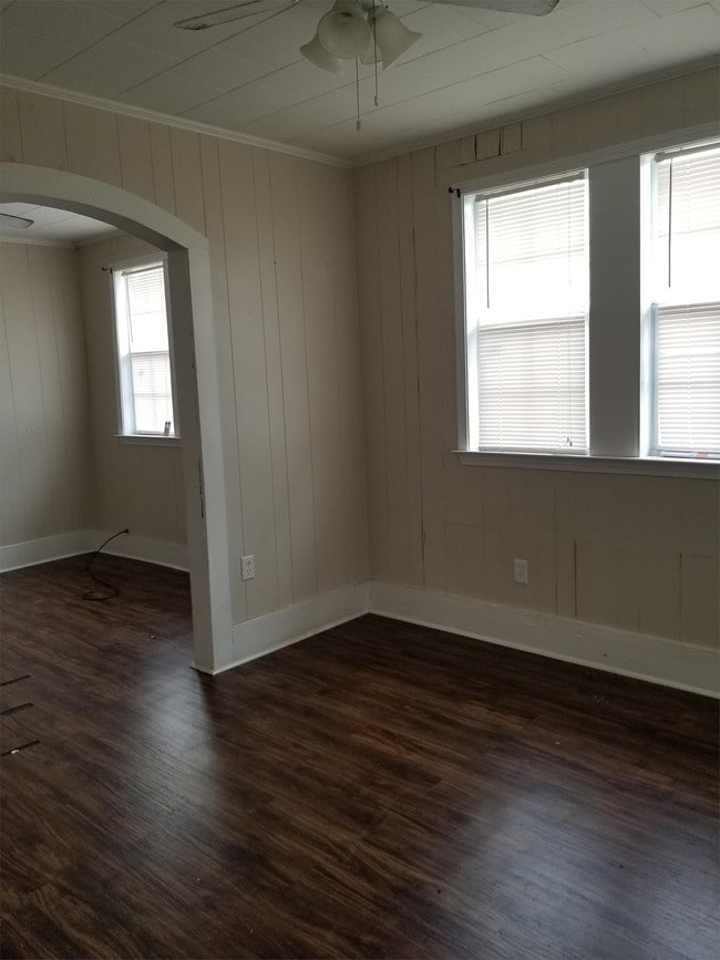 Building Photo - 1043 N 29th St