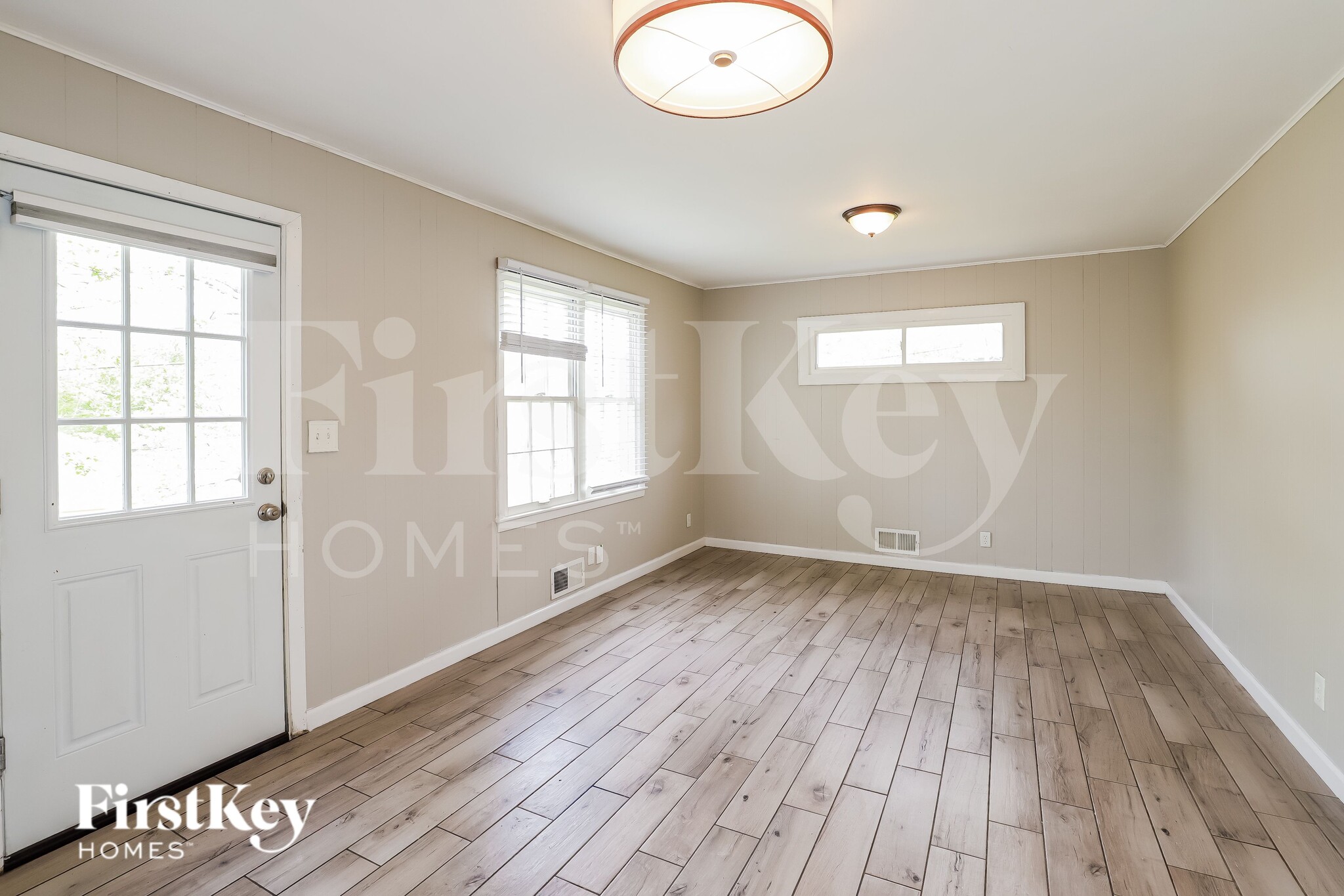 Building Photo - 8712 Marty Ln