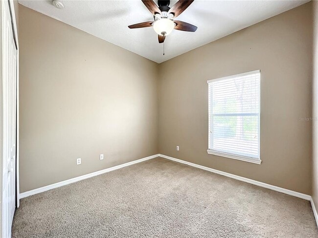 Building Photo - 1827 Great Falls Way