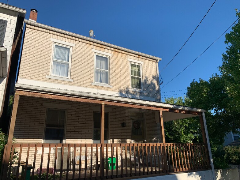 Primary Photo - 312 Hanover St