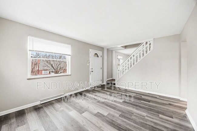 Building Photo - 4765 Hardwick Dr