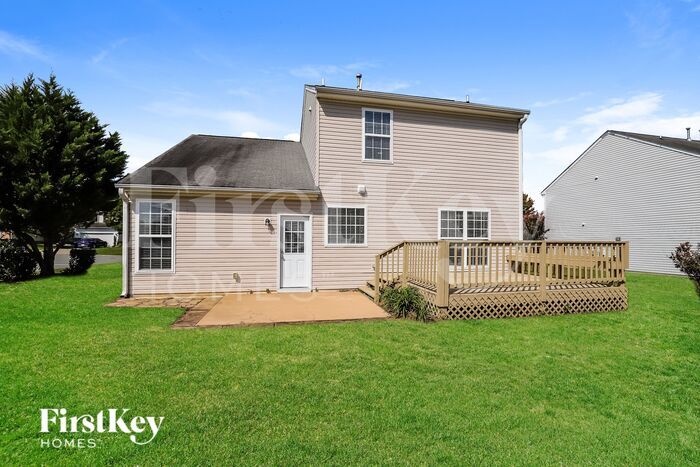 Building Photo - 224 Brycewood Dr