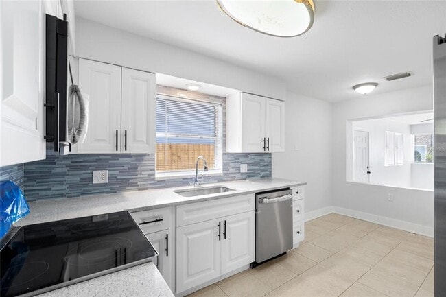 Building Photo - 7414 S Sherrill St