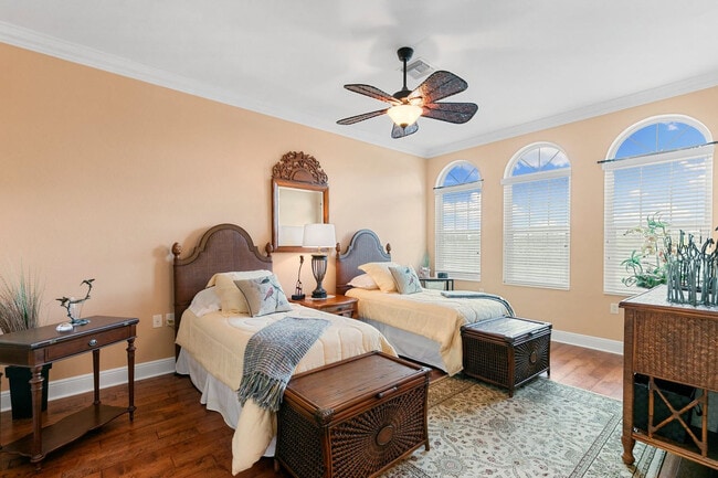 Building Photo - 9007 Cherry Oaks Tr