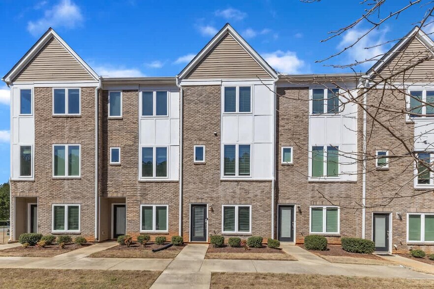 Building Photo - 2622 Wolf Cub Ct