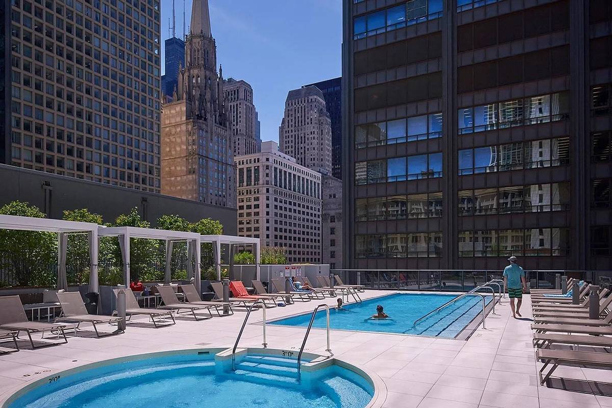 Building Photo - 45 W Randolph St