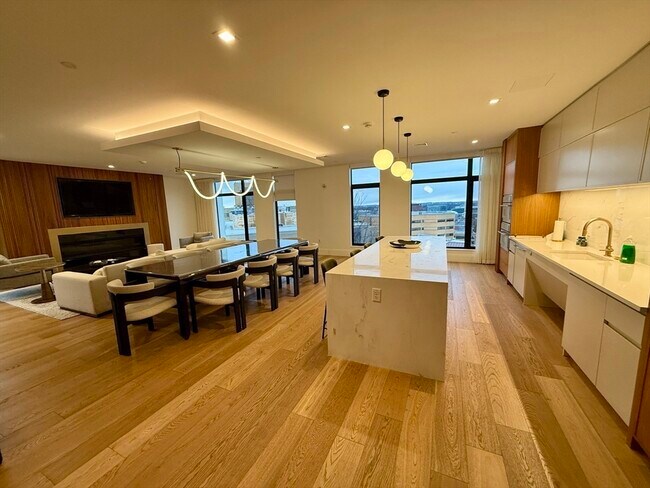 Building Photo - 191 Washington St