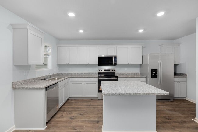 Building Photo - 4 bedroom, 2.5 bath built in 2025 by DR Horton in Byhalia