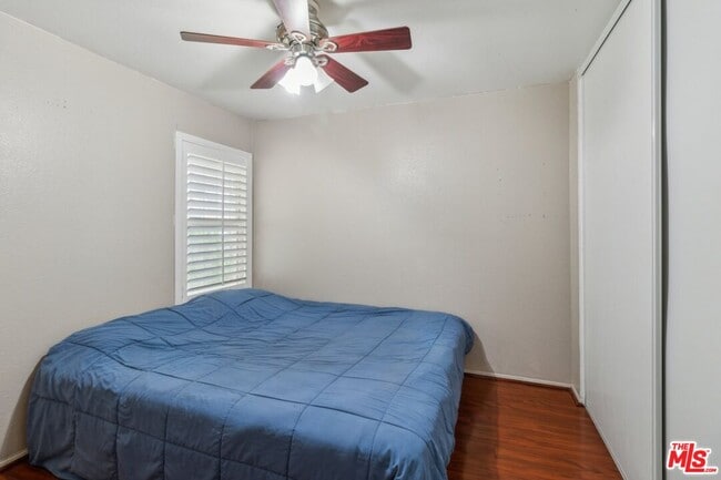 Building Photo - 2619 W Windhaven Dr