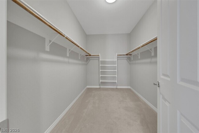 Building Photo - 224 Highspring St