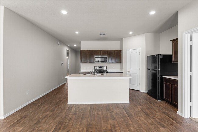 Building Photo - 5214 Perkins Rdg Wy