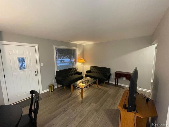 Building Photo - 6102 Harrison St