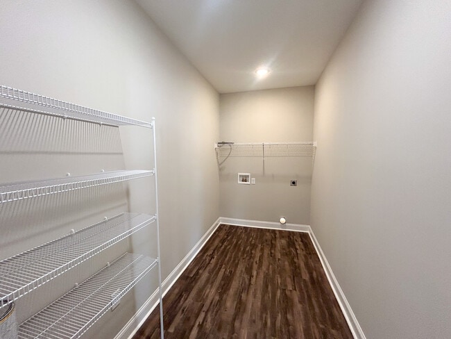 Building Photo - 79 Stockyard Rd