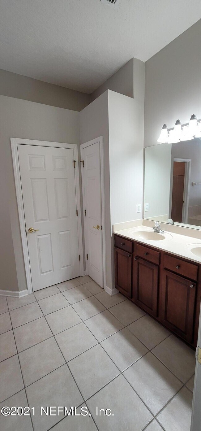Building Photo - 14227 Sea Eagle Dr