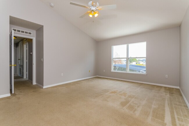 Building Photo - 4951 Silver Thistle Ln