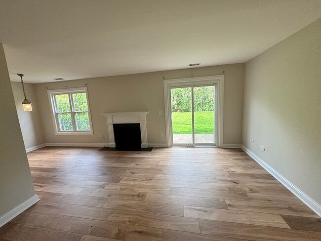 Building Photo - 39 Foxcroft Rd