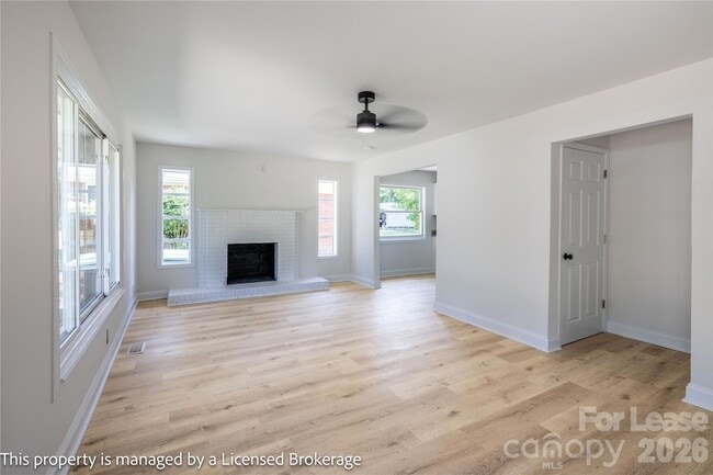 Building Photo - 409 Eastover Ave