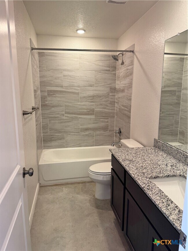 Building Photo - 1274 Lehmann Dr