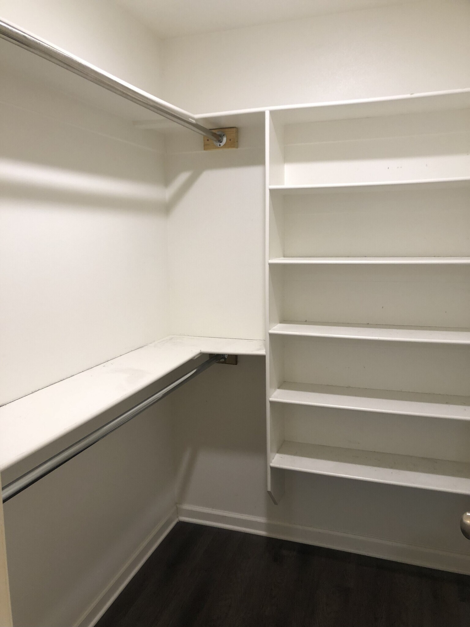 Building Photo - 3372 Garden Club Dr