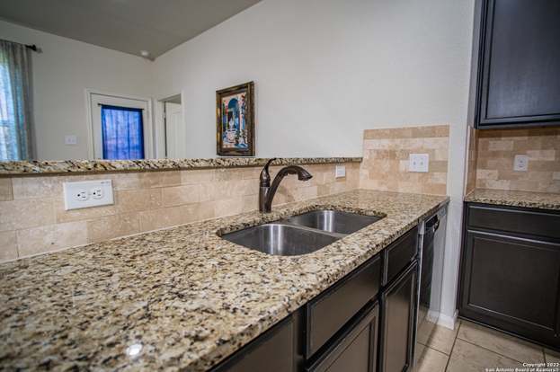 Building Photo - 7715 Watersedge Cove