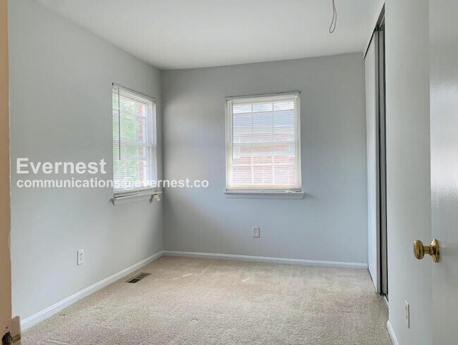 Building Photo - 9713 Hagel Cir