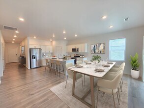 Building Photo - $2,695 - 4 Bed / 2 Bath Beautiful Newer Construction Home in Cheney