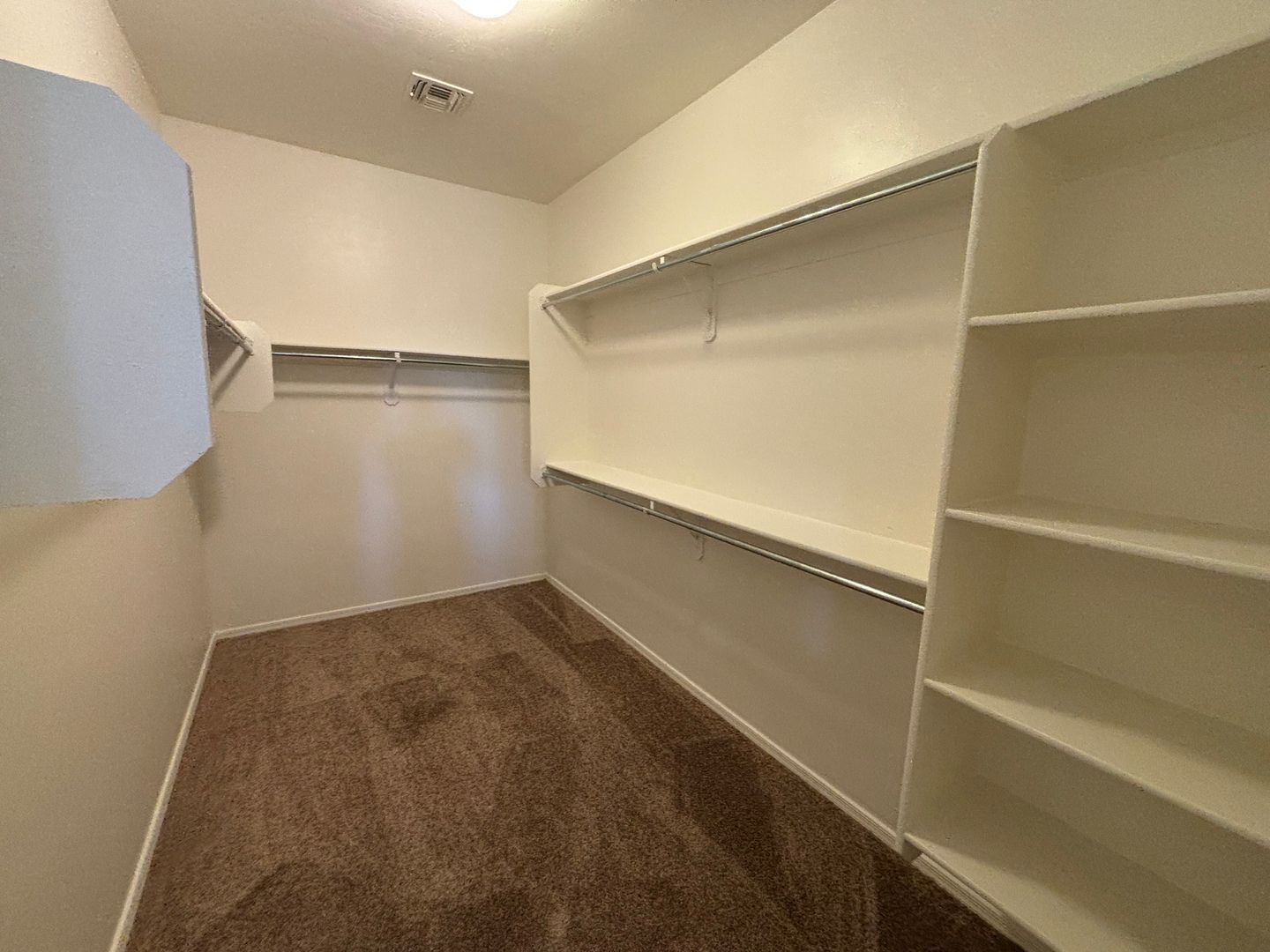 Building Photo - 12553 N Green Oak Dr