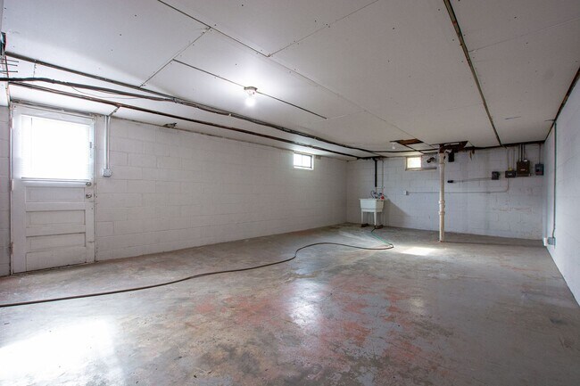 Building Photo - 5833-5835 Lafayette Avenue