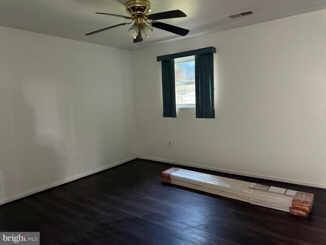 Building Photo - 4402 Sellman Rd