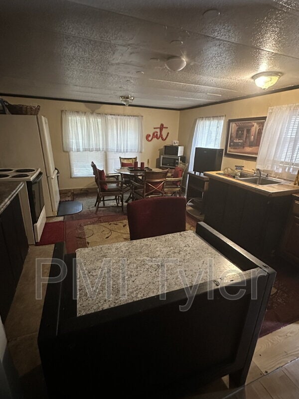 Primary Photo - 117 Little Acorn Cove