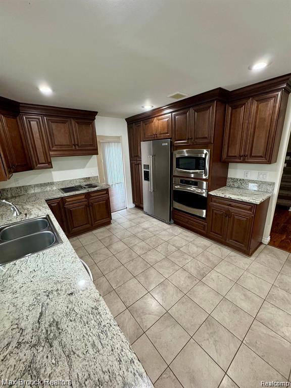 Building Photo - 7146 Pebble Park Dr