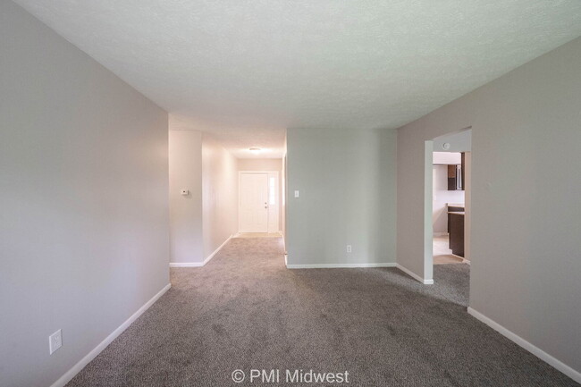 Building Photo - 3026 Osceola Ln