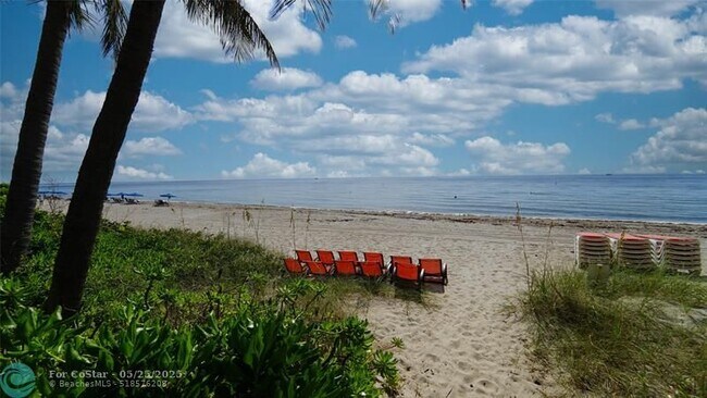 Building Photo - 2011 N Ocean Blvd