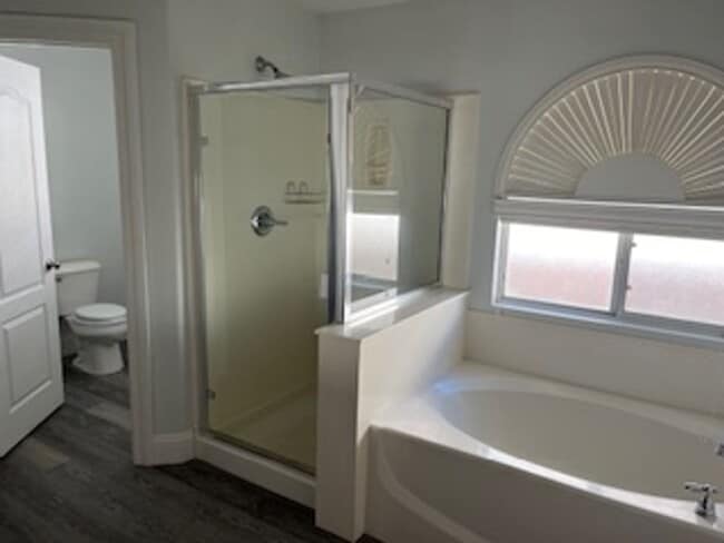 Building Photo - Beautiful Spacious Single story Home in Allen Manor