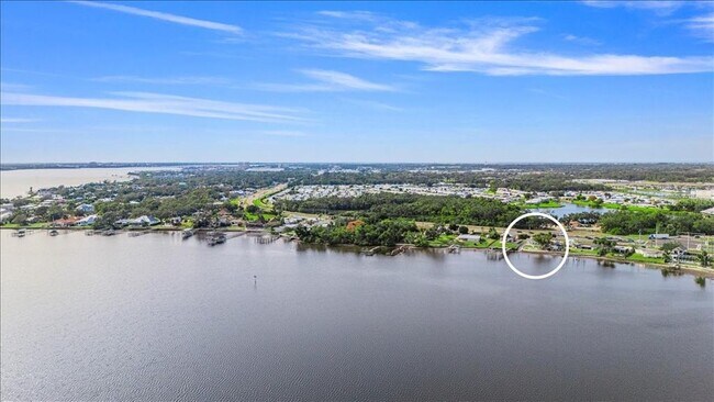 Building Photo - 5021 US-301