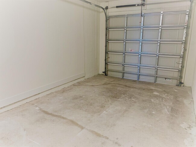 Building Photo - 126 Osprey Cir